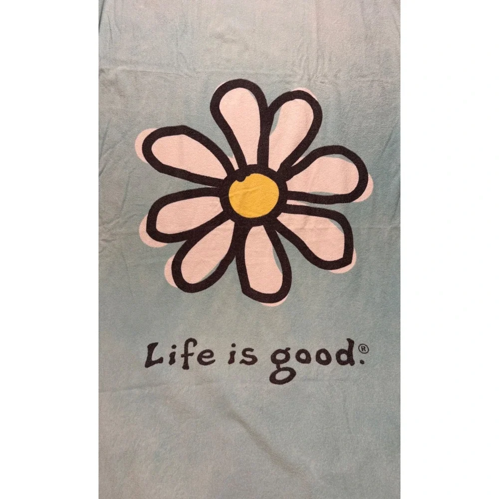 Life is Good Daisy Beach Towel Light Blue Cotton Blend Oversized Pool Towel